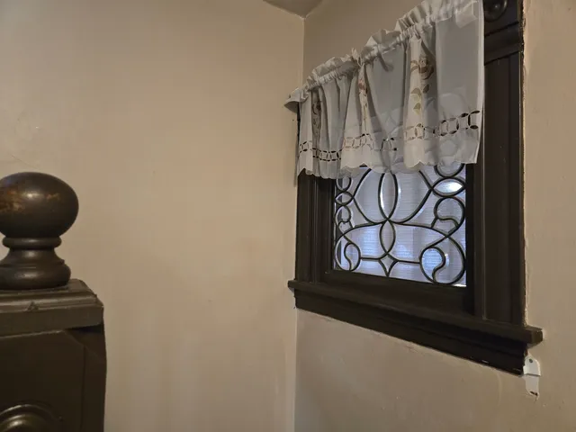 $265,000 | 514 Washington Street, Woodstock, IL 60098