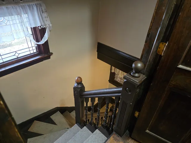 $265,000 | 514 Washington Street, Woodstock, IL 60098