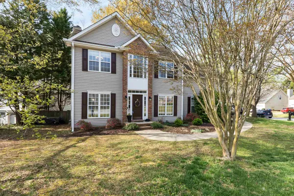 $399,000 | 401 Summerwalk Place, Simpsonville, SC 29681
