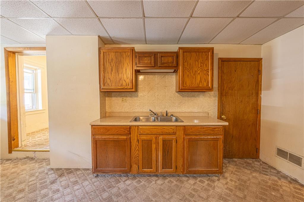 225 Lynn Road Brownsville, PA 15417 - Photo 9 of 21