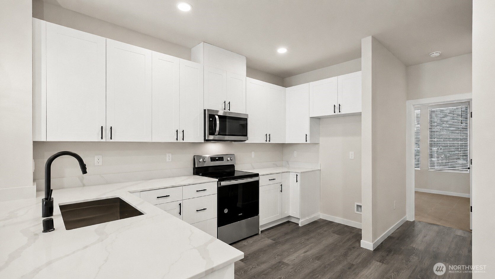 16124 Cascadian Way, Unit B4 Bothell, WA 98012 - Photo 3 of 15