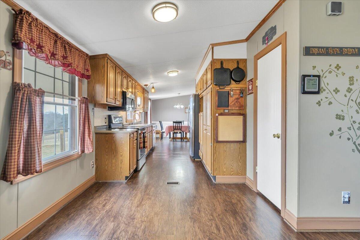 627-641 Novelty Road Penhook, VA 24137 - Photo 17 of 64 018-MIB00380