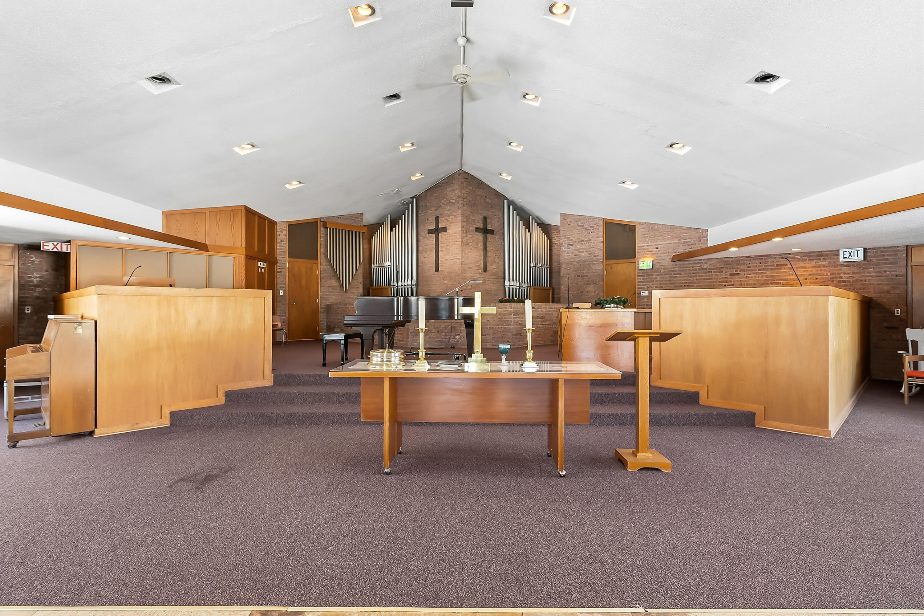 2208 Winchell Avenue Kalamazoo, MI 49008 - Photo 12 of 58 Chapel Close Up