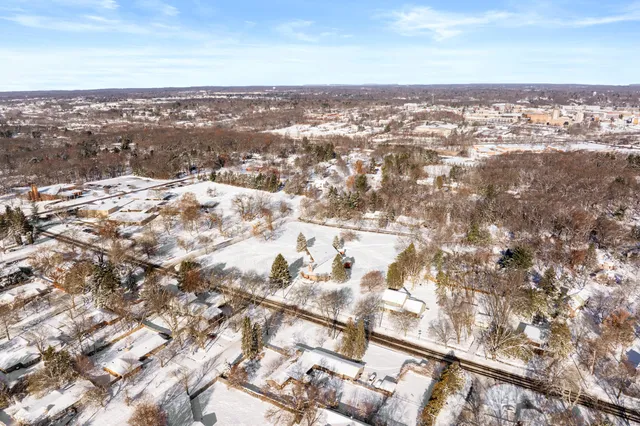 $1,900,000 | 2208 Winchell Avenue, Kalamazoo, MI 49008