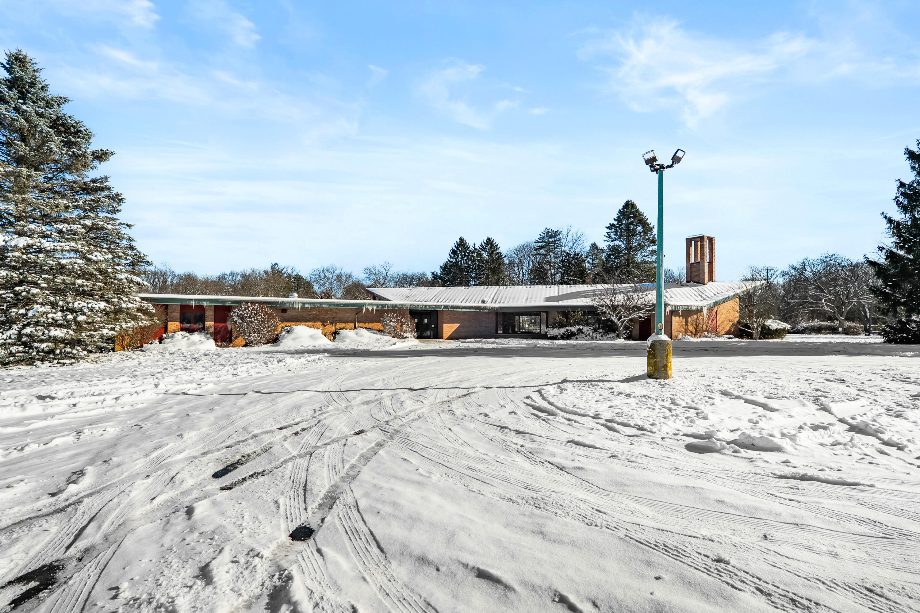 2208 Winchell Avenue Kalamazoo, MI 49008 - Photo 6 of 58 Winchell 37