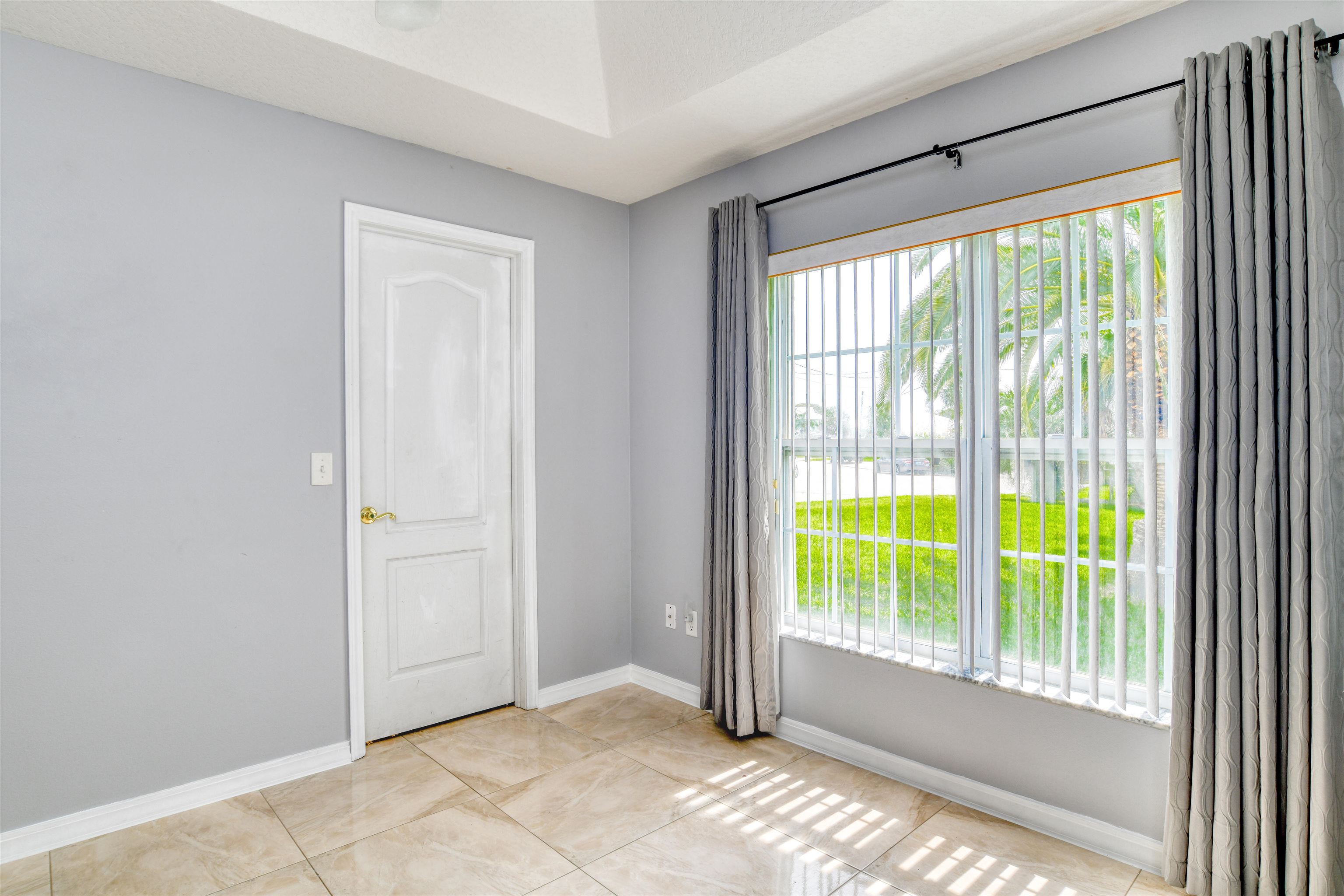 298 Ventura Road St. Augustine, FL 32080 - Photo 38 of 55 a view of an empty room and window