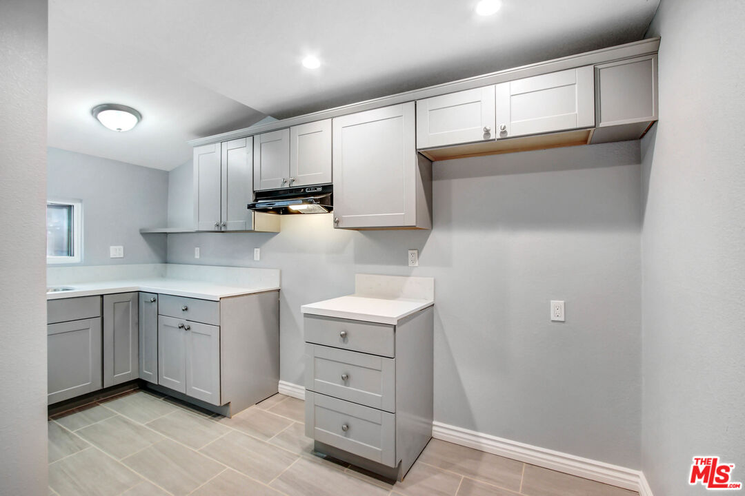 1654 Thrush Road Wrightwood, CA 92397 - Photo 5 of 14 Gallery Image 5