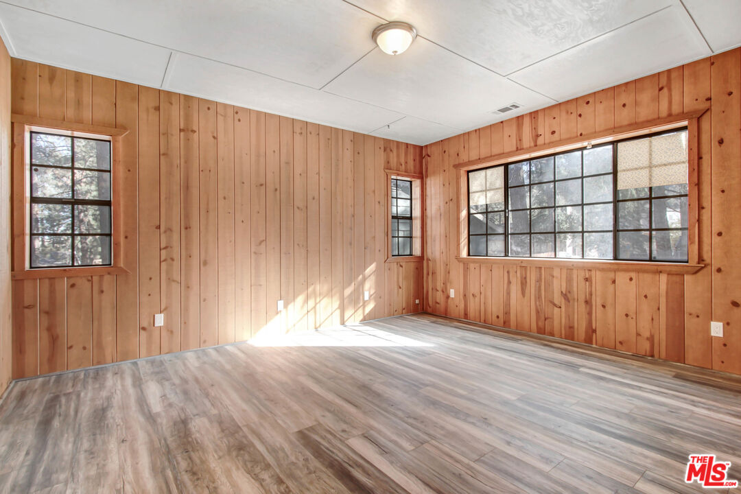 1654 Thrush Road Wrightwood, CA 92397 - Photo 7 of 14 Gallery Image 7