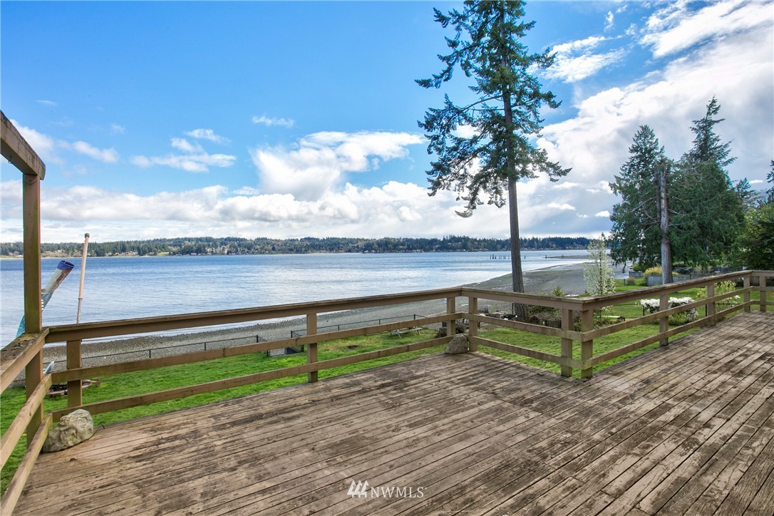 4167 Erlands Point Road Northwest Bremerton, WA 98312 - Photo 6 of 15 Gallery Image 6