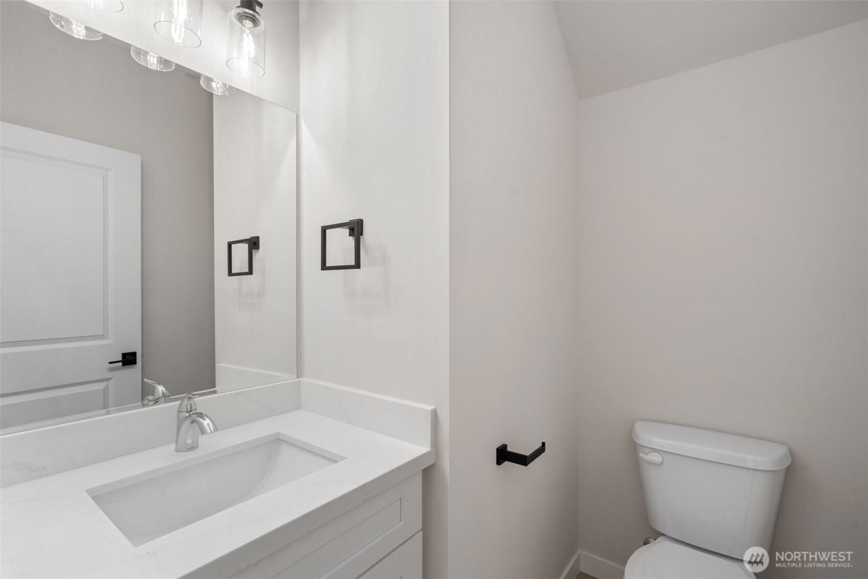 669 West Hendrickson Road, Unit 8 Sequim, WA 98382 - Photo 11 of 27
