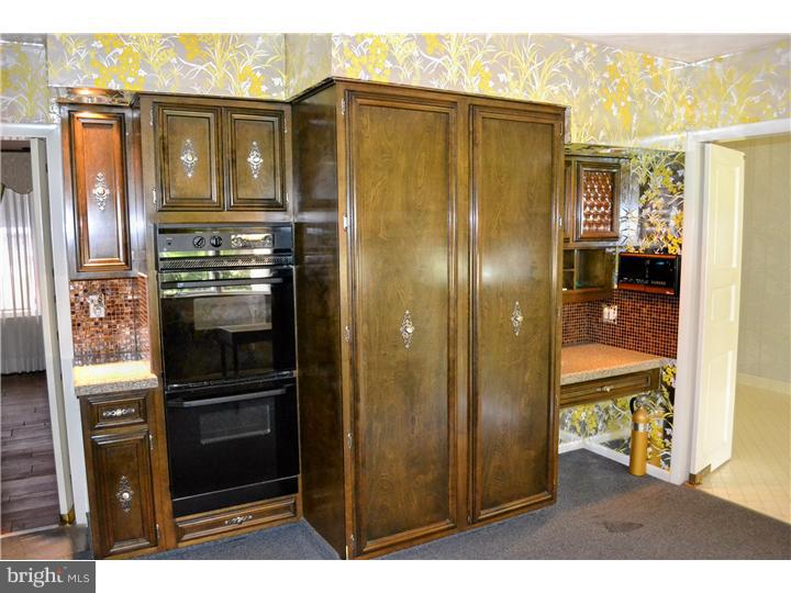 1061 Susquehanna Road Jenkintown, PA 19046 - Photo 5 of 24 Kitchen