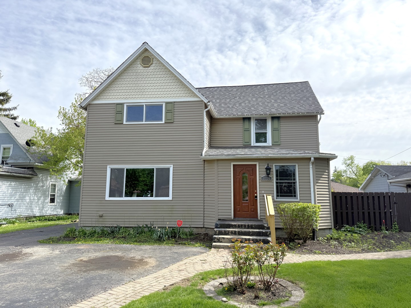 1634 Scott Boulevard Geneva, IL 60134 - Photo 2 of 28