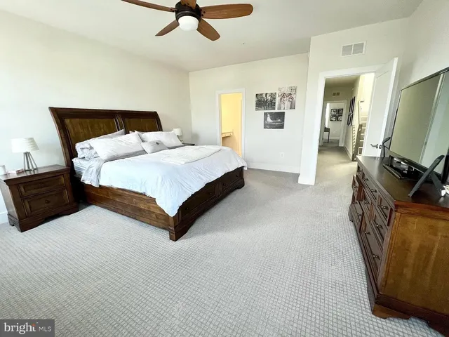 $3,500 | 222 Van Buren Street, Unit 21, Herndon, VA 20170