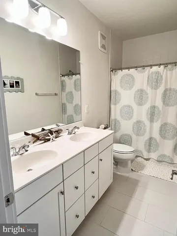 $3,500 | 222 Van Buren Street, Unit 21, Herndon, VA 20170