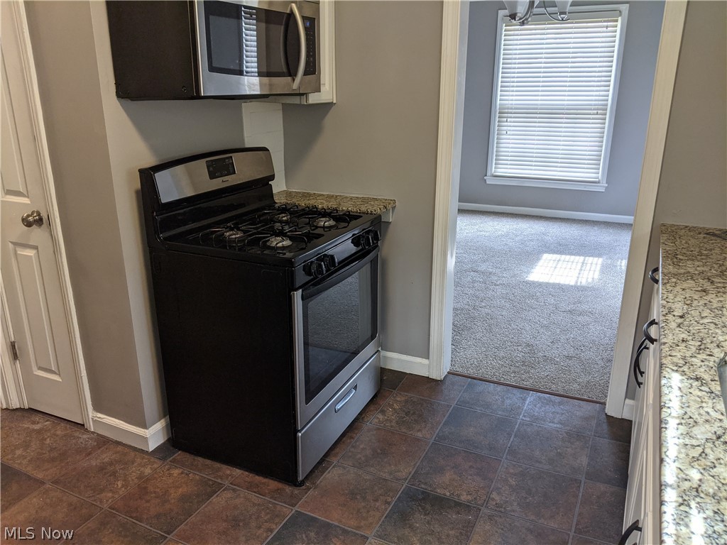 1564 Sheffield Road South Euclid, OH 44121 - Photo 8 of 35