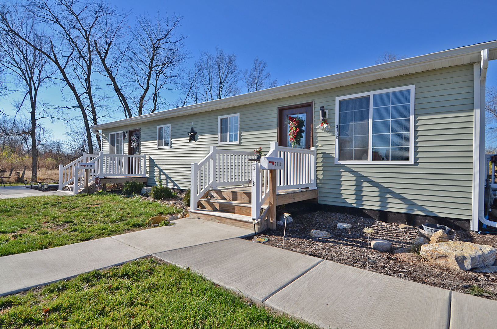 201 24th Avenue Ottawa, IL 61350 - Photo 2 of 14