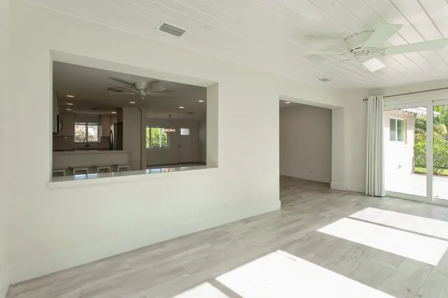 $725,000 | 1615 Venus Avenue, Jupiter, FL 33469