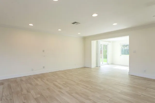 $725,000 | 1615 Venus Avenue, Jupiter, FL 33469