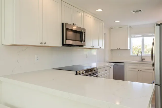 $725,000 | 1615 Venus Avenue, Jupiter, FL 33469