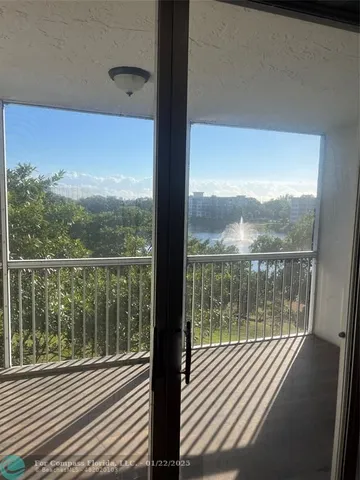 $2,300 | 2940 North Course Drive, Unit 507, Pompano Beach, FL 33069