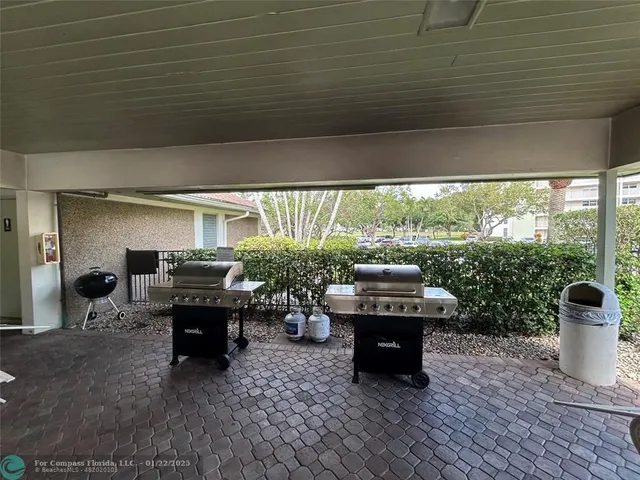 $2,300 | 2940 North Course Drive, Unit 507, Pompano Beach, FL 33069