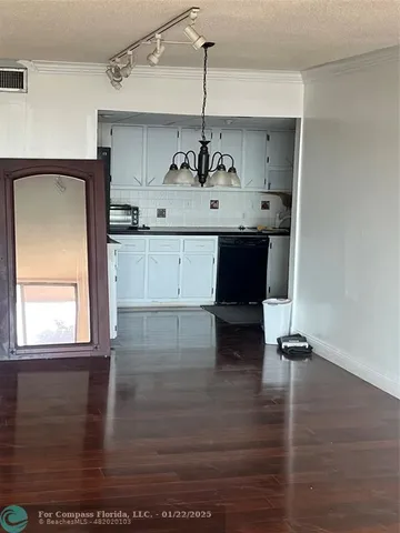 $2,300 | 2940 North Course Drive, Unit 507, Pompano Beach, FL 33069