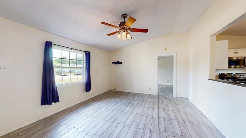 438 Southwest Cherryhill Road Port St. Lucie, FL 34953 - Photo 9 of 37 07_438SWCherryHillRoad_2007_FlexMLS800x6