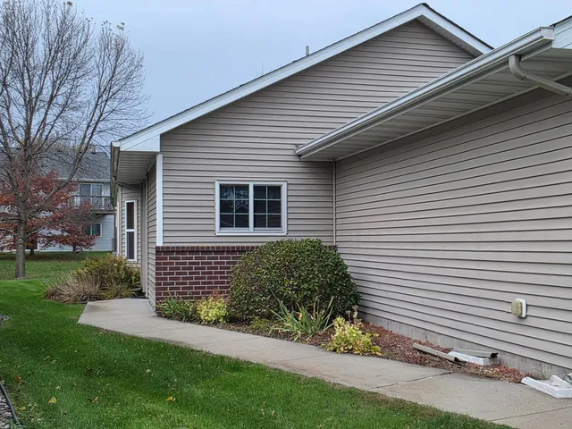 $254,000 | 151 Garner Circle, Montrose, MN 55363