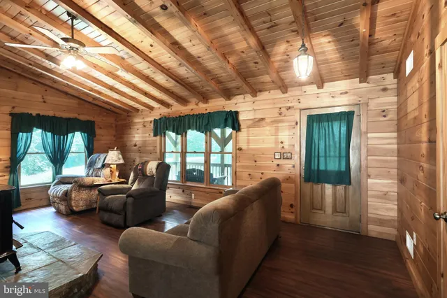 $750,000 | 90 White Church Road, York Springs, PA 17372