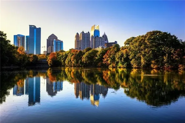 $2,483 | 3651 Lenox Road Northeast, Unit B 05, Atlanta, GA 30305