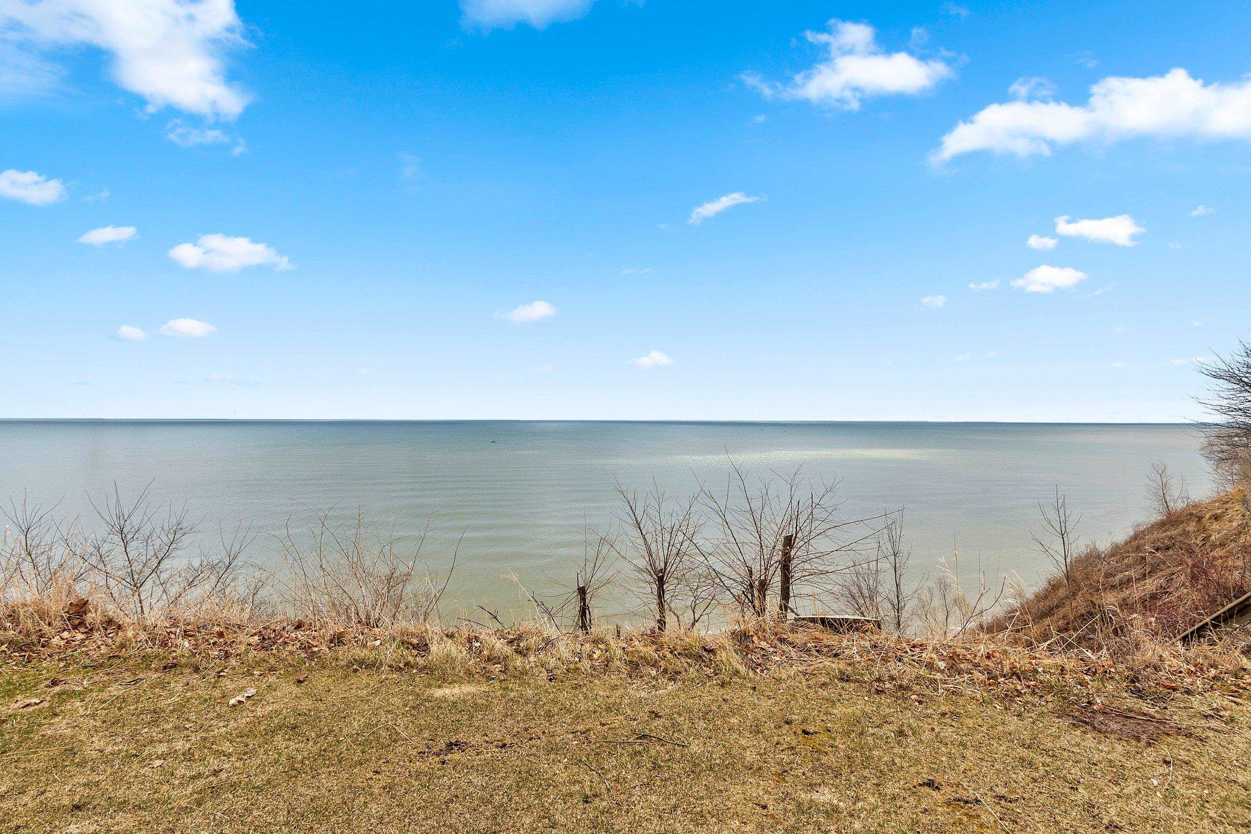 Sundancer Lane, Unit 4 Kewaunee, WI 54216 - Photo 4 of 26