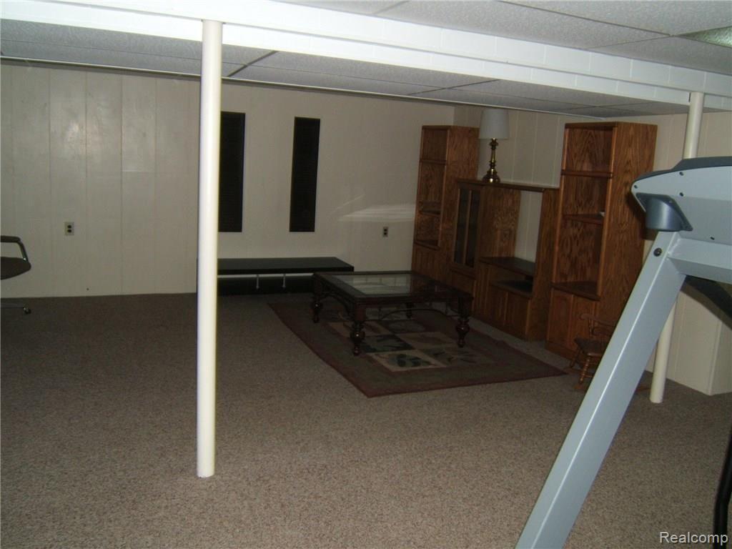 1726 Nantucket Road Plymouth, MI 48170 - Photo 12 of 17 DSCF0227.JPG