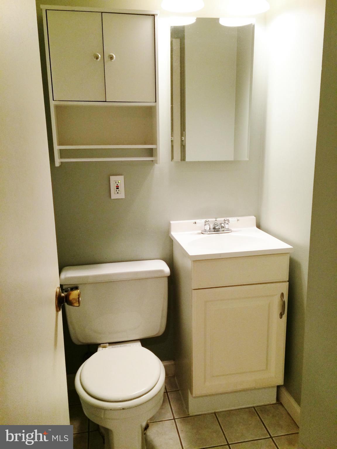 913 Elm Road Baltimore, MD 21227 - Photo 21 of 28