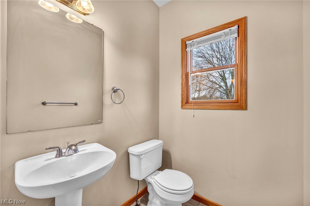 4052 Cottage Grove Road Uniontown, OH 44685 - Photo 18 of 49 Gallery Image 18