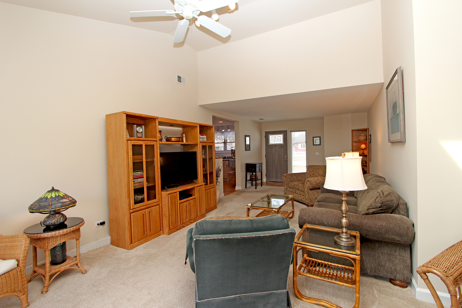 39 Golfview Road Lake Zurich, IL 60047 - Photo 11 of 44