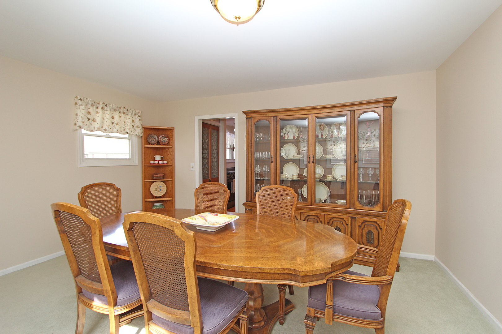 39 Golfview Road Lake Zurich, IL 60047 - Photo 13 of 44