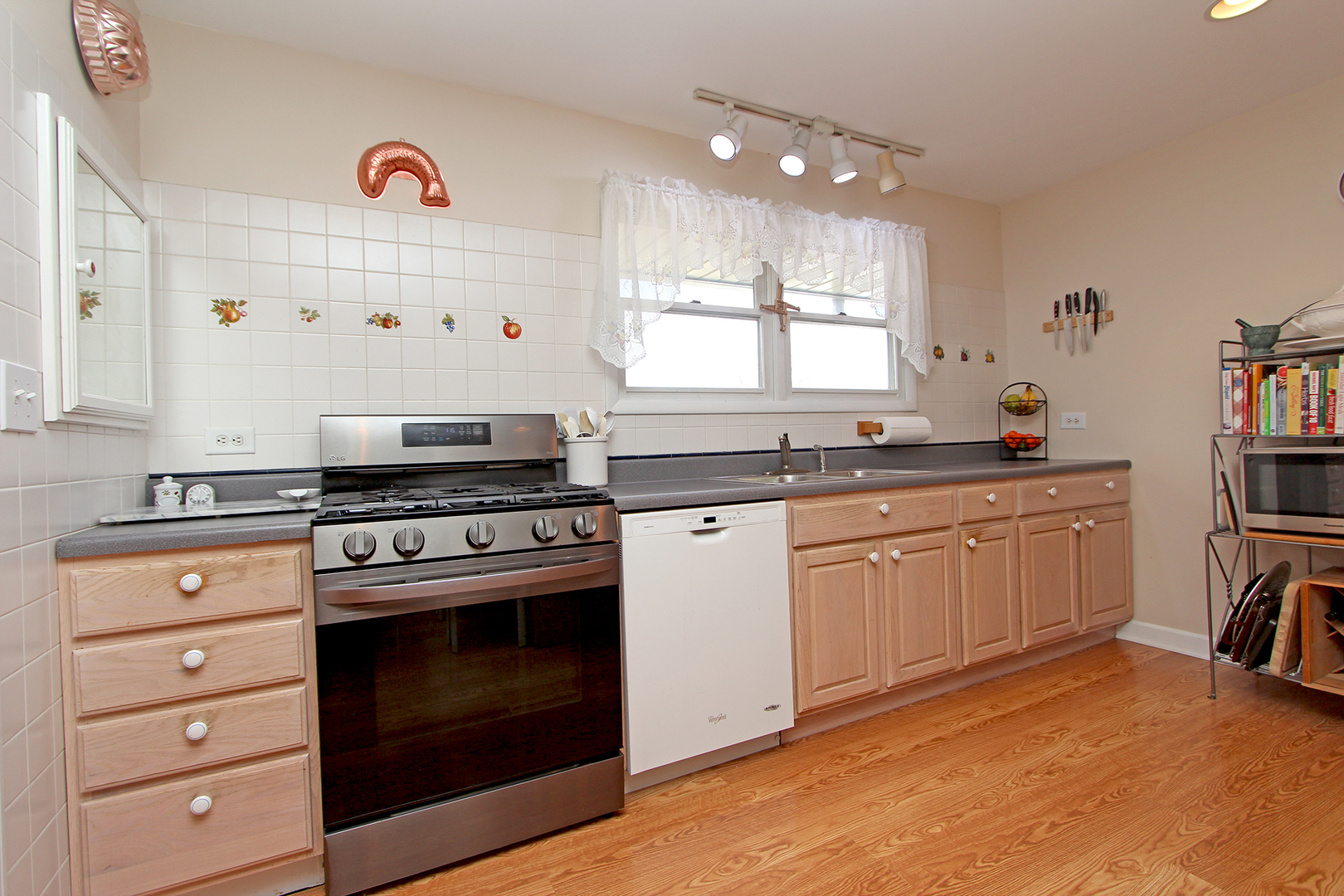 39 Golfview Road Lake Zurich, IL 60047 - Photo 18 of 44