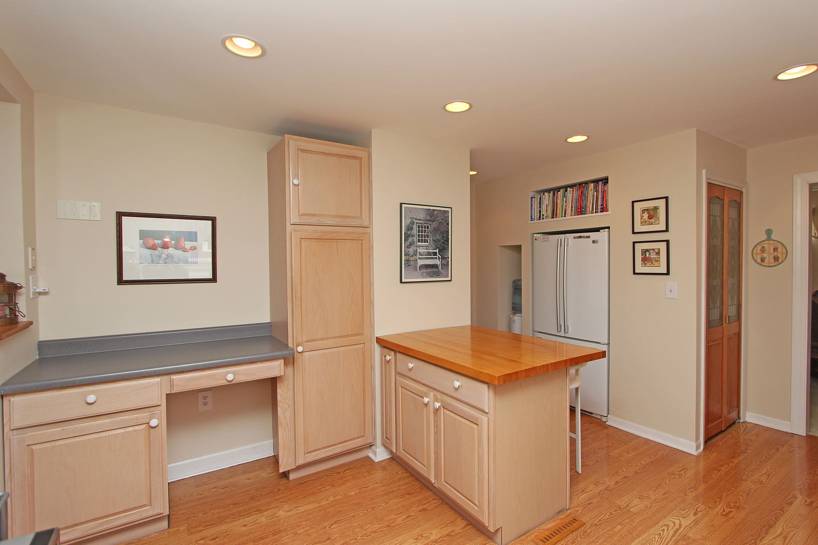 39 Golfview Road Lake Zurich, IL 60047 - Photo 19 of 44