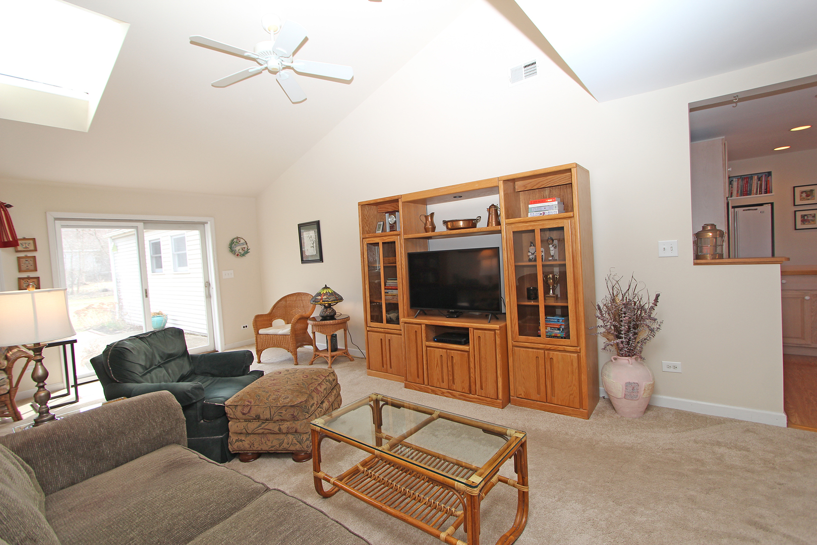 39 Golfview Road Lake Zurich, IL 60047 - Photo 3 of 44