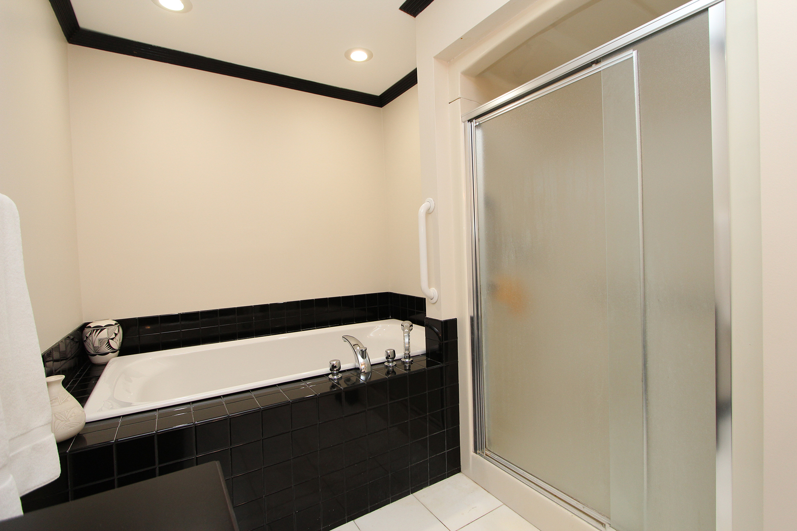 39 Golfview Road Lake Zurich, IL 60047 - Photo 34 of 44