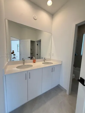 $2,700 | 5816 Agostino Way, Immokalee, FL 34142