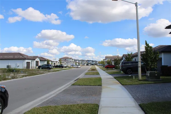 $2,700 | 5816 Agostino Way, Immokalee, FL 34142