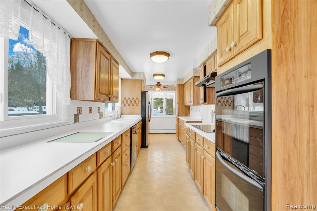 5430 Lakeshore Road Fort Gratiot, MI 48059 - Photo 27 of 63 Gallery Image 27