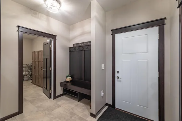 $750,000 | N6817 Sand Prairie, Holmen, WI 54636