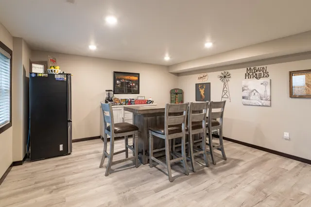 $750,000 | N6817 Sand Prairie, Holmen, WI 54636