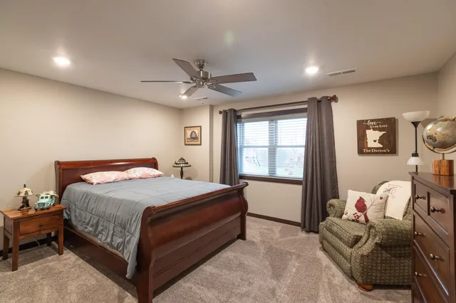 $750,000 | N6817 Sand Prairie, Holmen, WI 54636