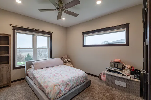 $750,000 | N6817 Sand Prairie, Holmen, WI 54636