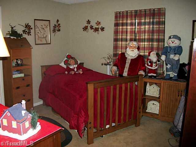 4429 Denton Road Thomasville, NC 27360 - Photo 15 of 15 2nd Bedroom. DOUBLE CLOSET/1 WINDOW