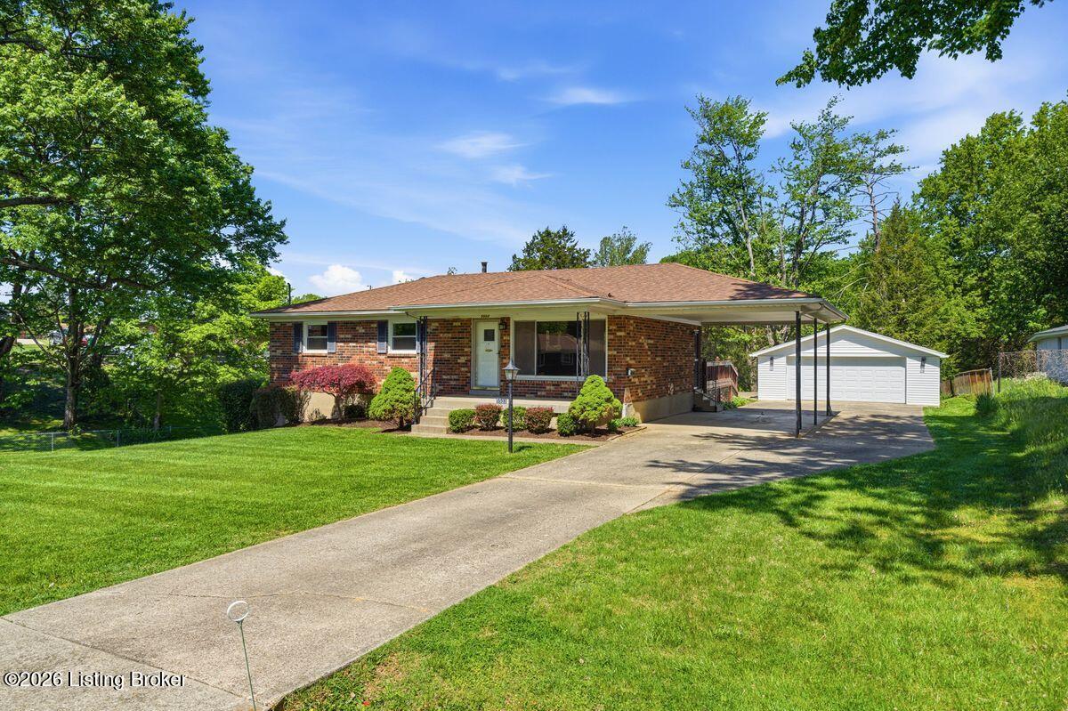 5503 Beth Road Louisville, KY 40219 - Photo 37 of 39 Long driveway, plenty of parking