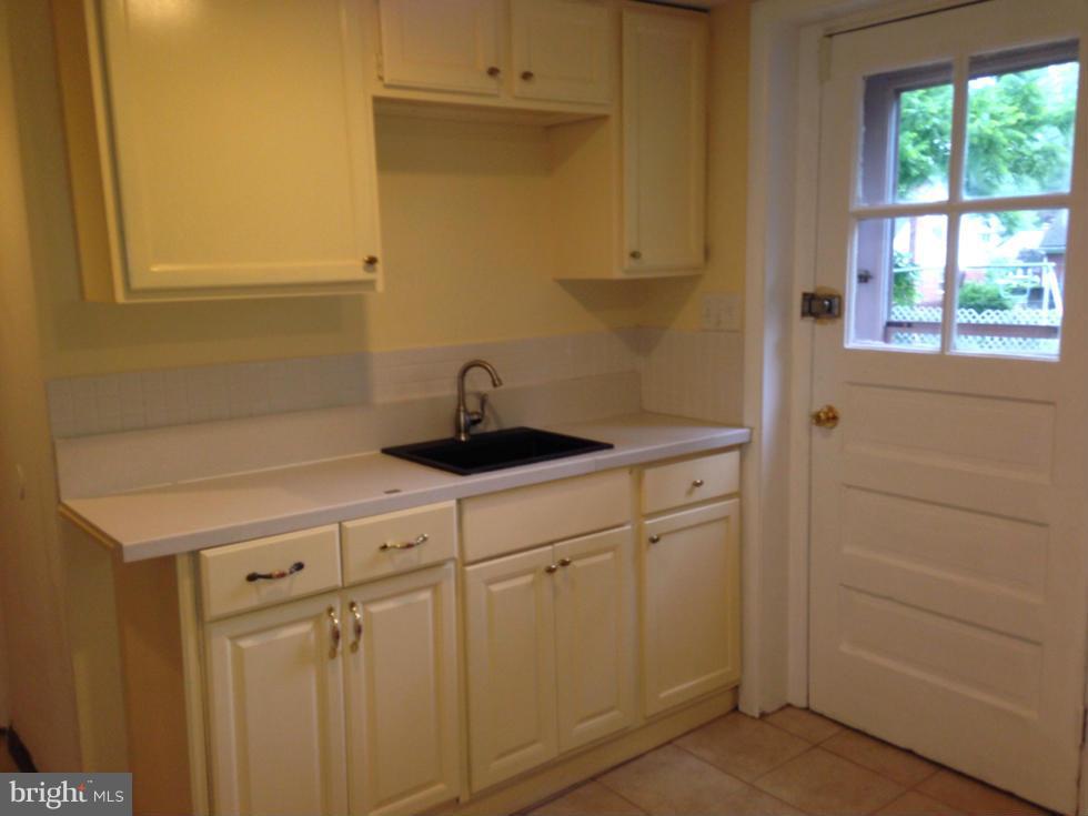 3817 Greenly Street Silver Spring, MD 20906 - Photo 19 of 26 Kitchen